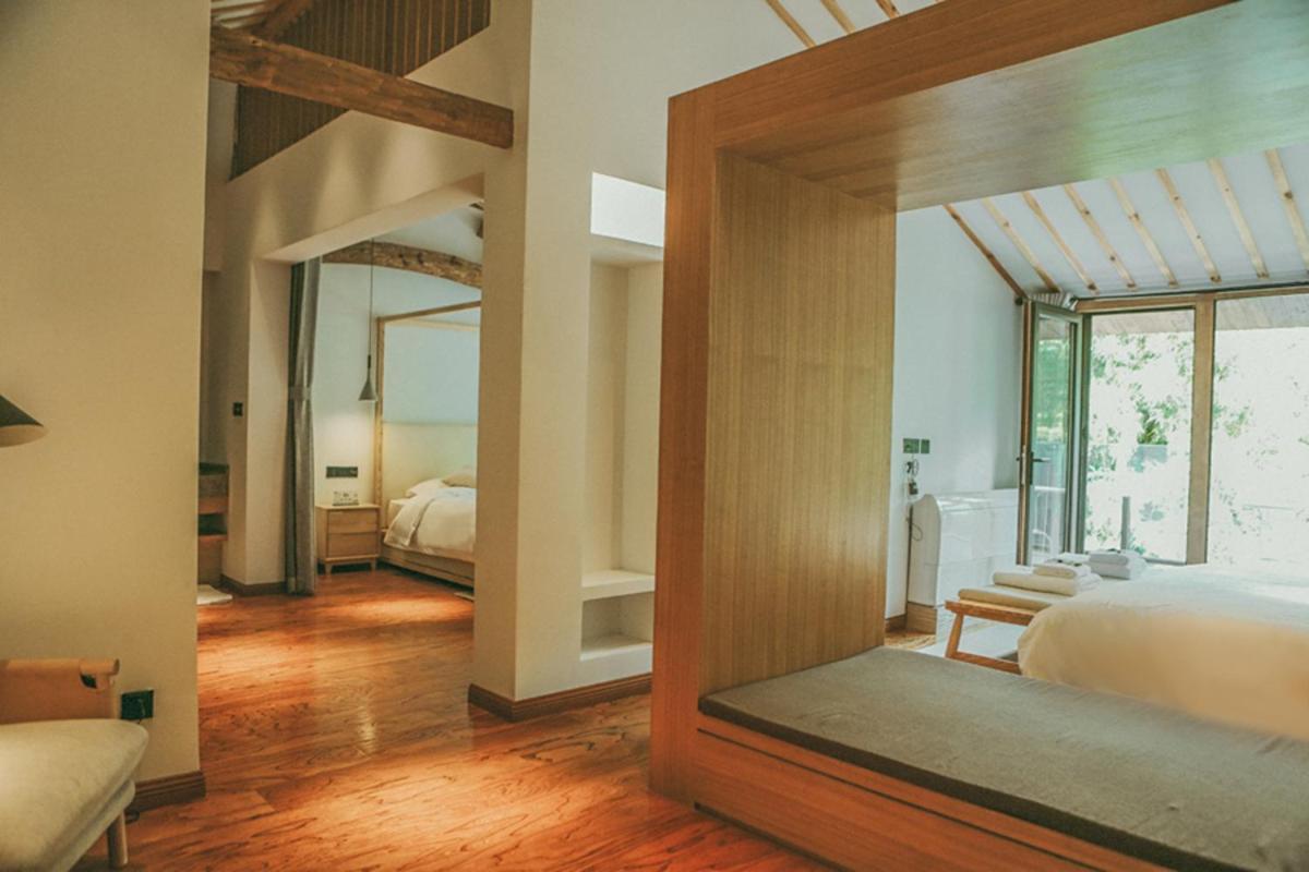 July Bamboo Hostel Deqing Экстерьер фото