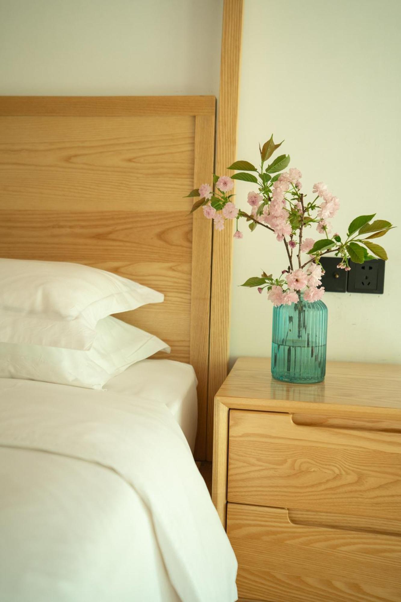 July Bamboo Hostel Deqing Экстерьер фото
