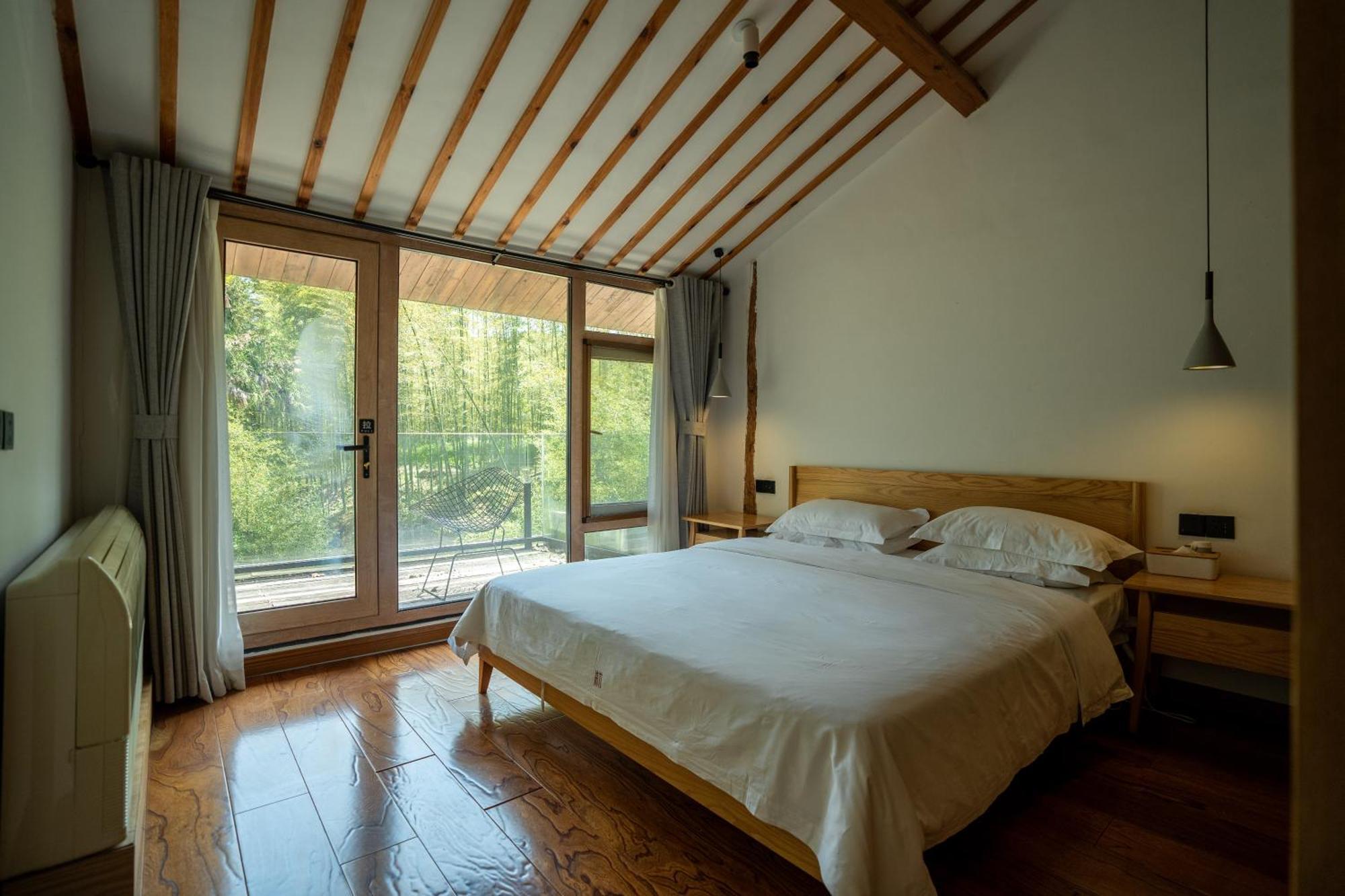 July Bamboo Hostel Deqing Экстерьер фото