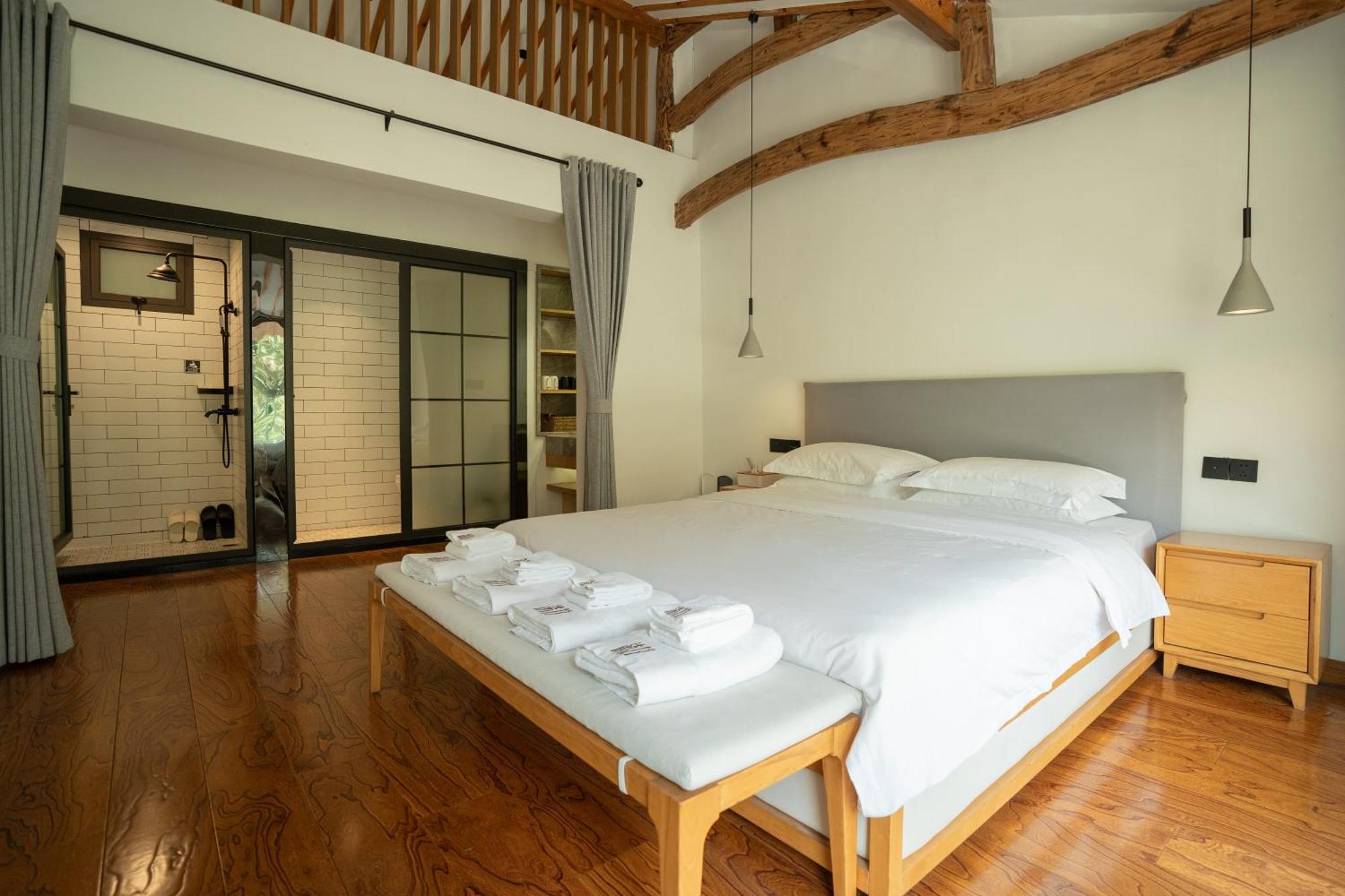 July Bamboo Hostel Deqing Экстерьер фото