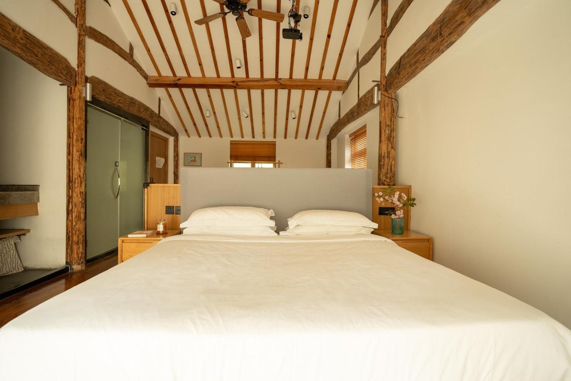 July Bamboo Hostel Deqing Экстерьер фото