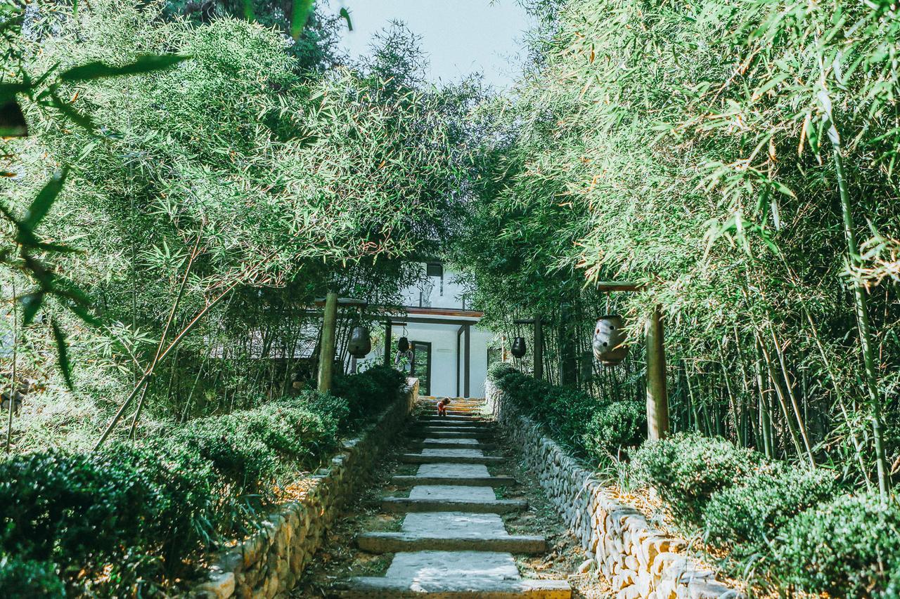 July Bamboo Hostel Deqing Экстерьер фото